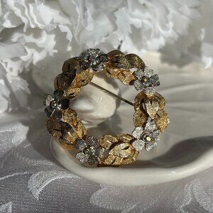 KRAMER TWO-TONE RHINESTONE FLORAL WREATH BROOCH